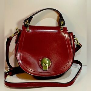 NWOT Unbranded Vegan Leather Crossbody Bag. Deep Red. Gold Hdwr. 7.5”X8”X2.5”